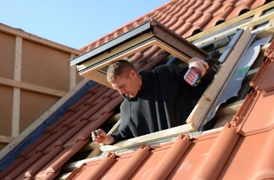 Pose de fenêtres de toit Velux à Léren